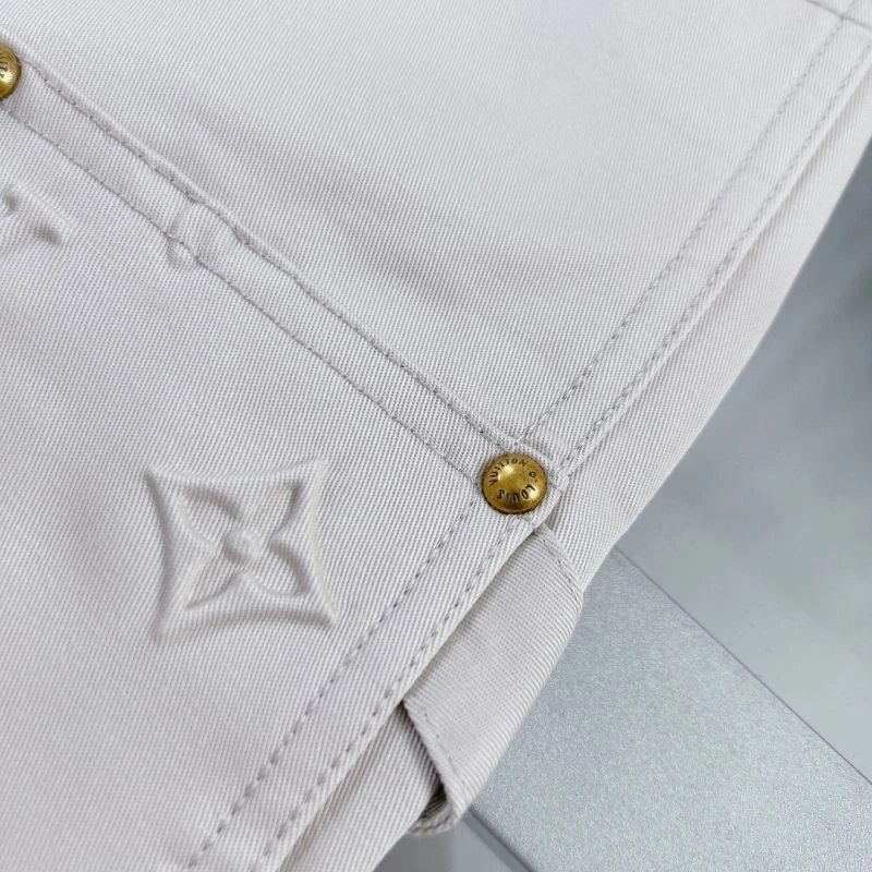 Trendsetting Louis Vuitton Kids 132224