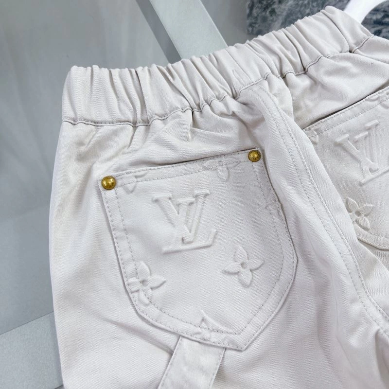 Trendsetting Louis Vuitton Kids 132224