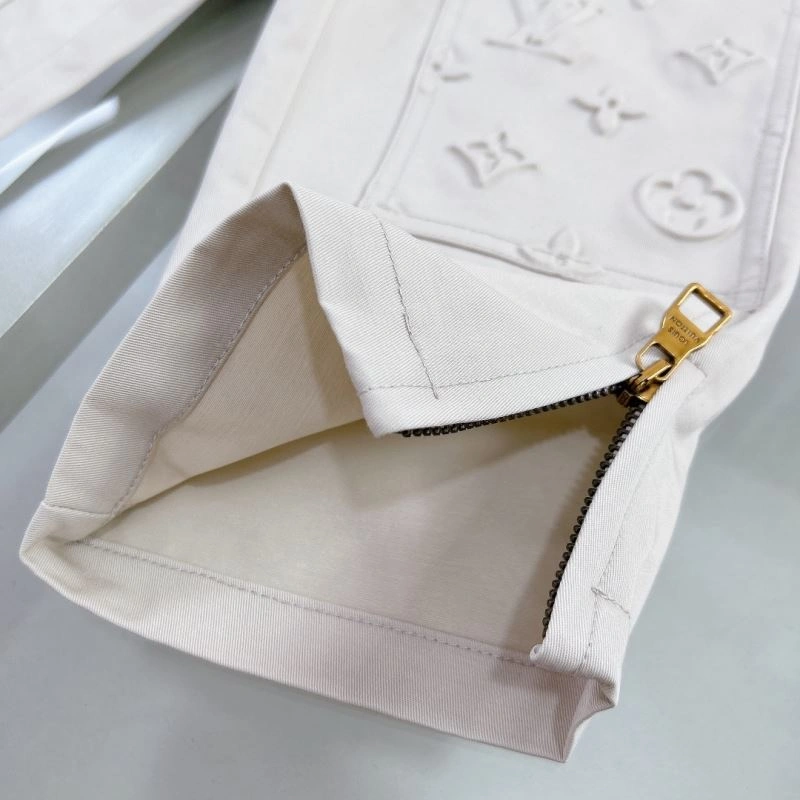 Trendsetting Louis Vuitton Kids 132224
