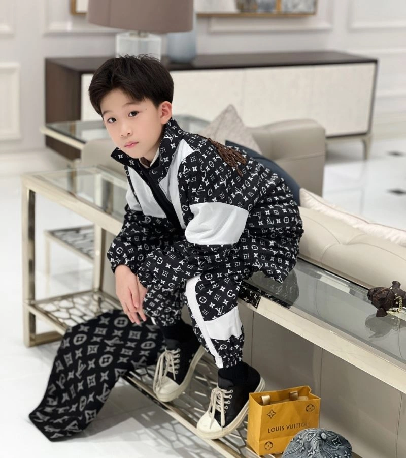 Soft Louis Vuitton Kids 132223