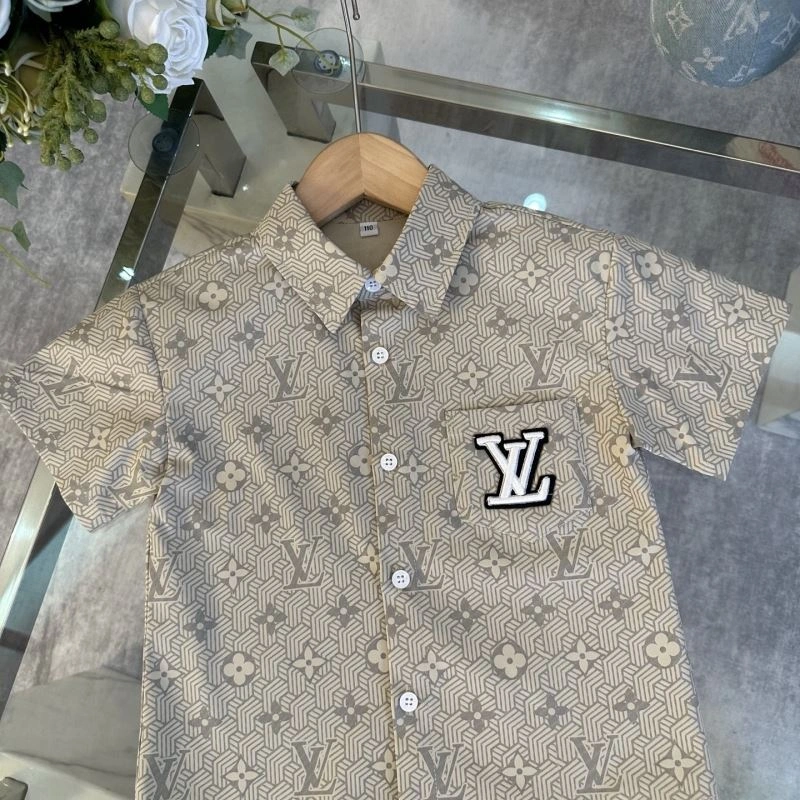 UrbanChic Louis Vuitton Kids 132215