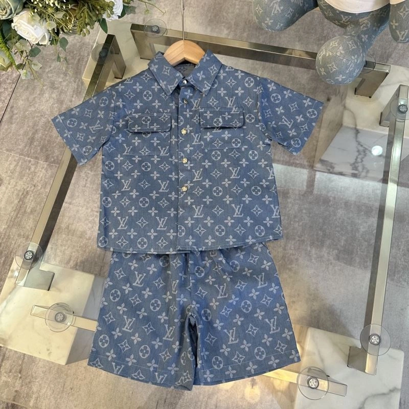 UrbanChic Louis Vuitton Kids 132204