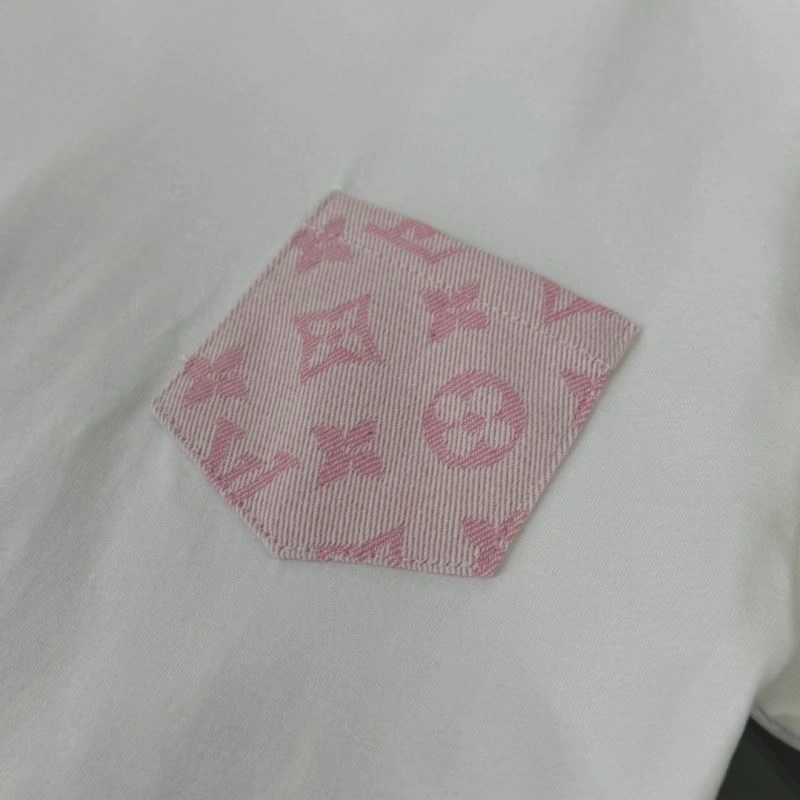 Versatile Louis Vuitton Kids 132202
