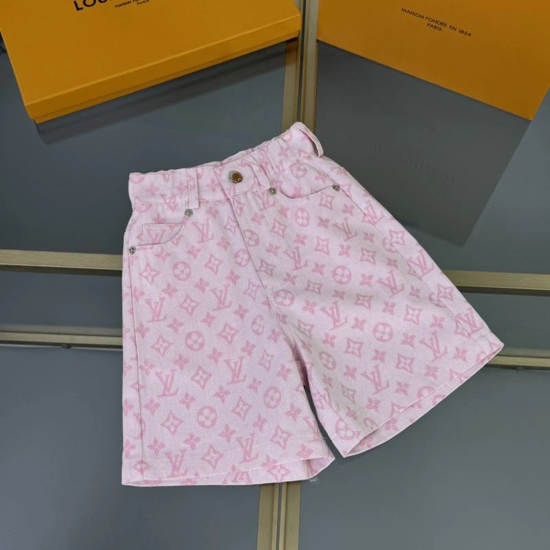 Versatile Louis Vuitton Kids 132202