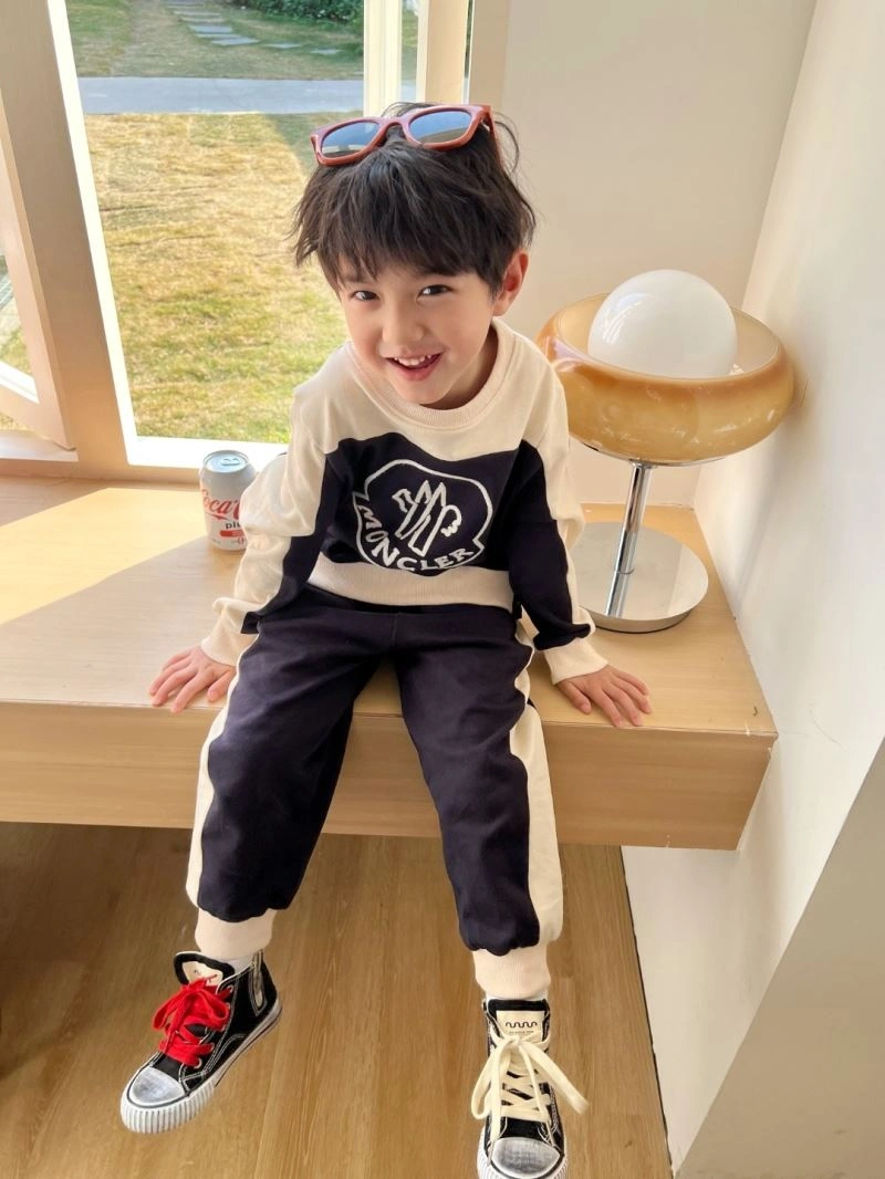 Vibrant Louis Vuitton Kids 132222