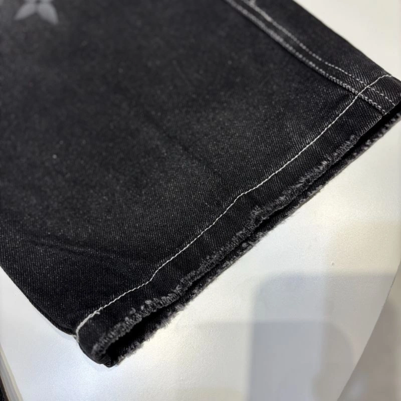 Sustainable Louis Vuitton Kids 132250