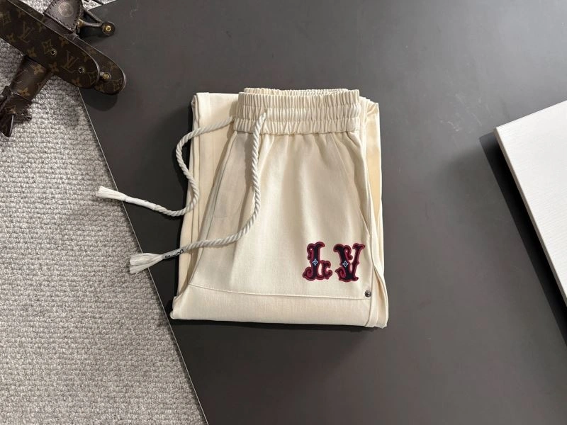 Lightweight Louis Vuitton Long Pants 138675