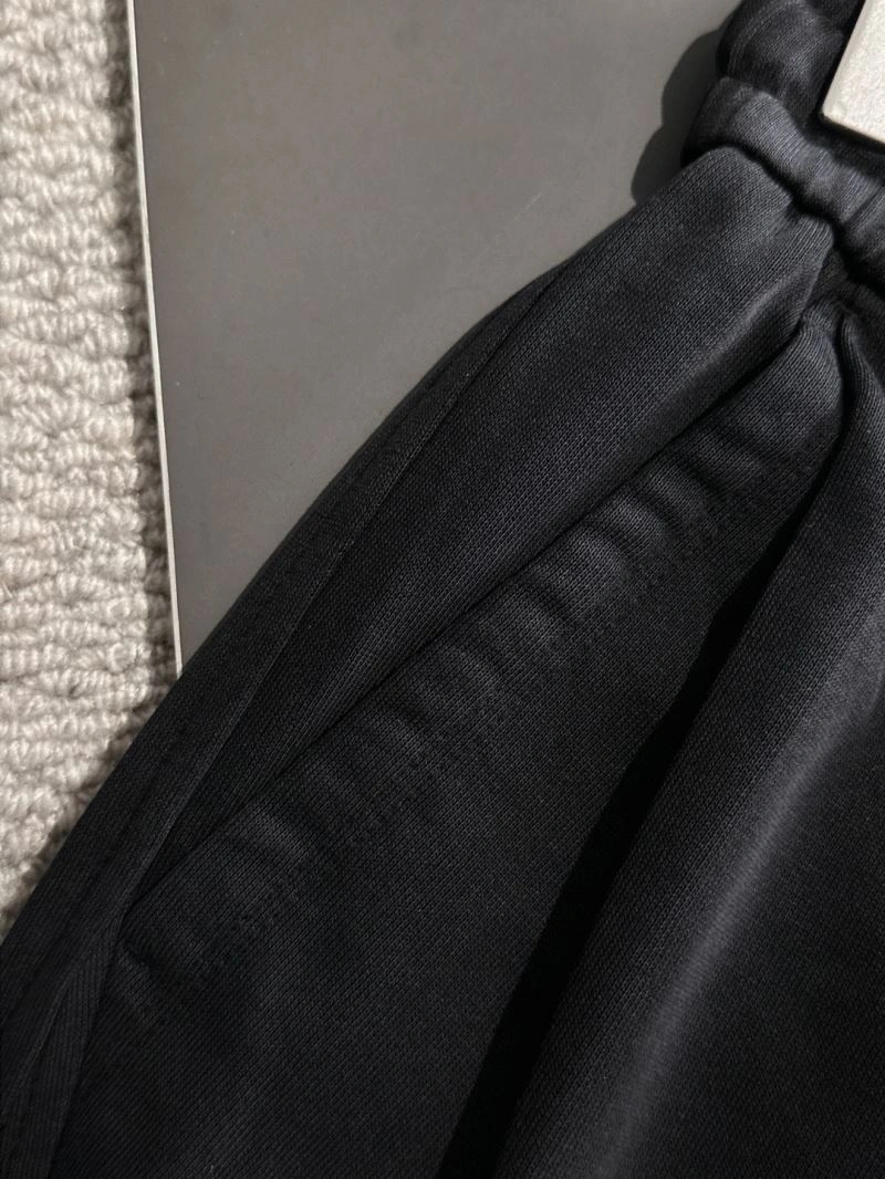 Elegant Louis Vuitton Long Pants 138656