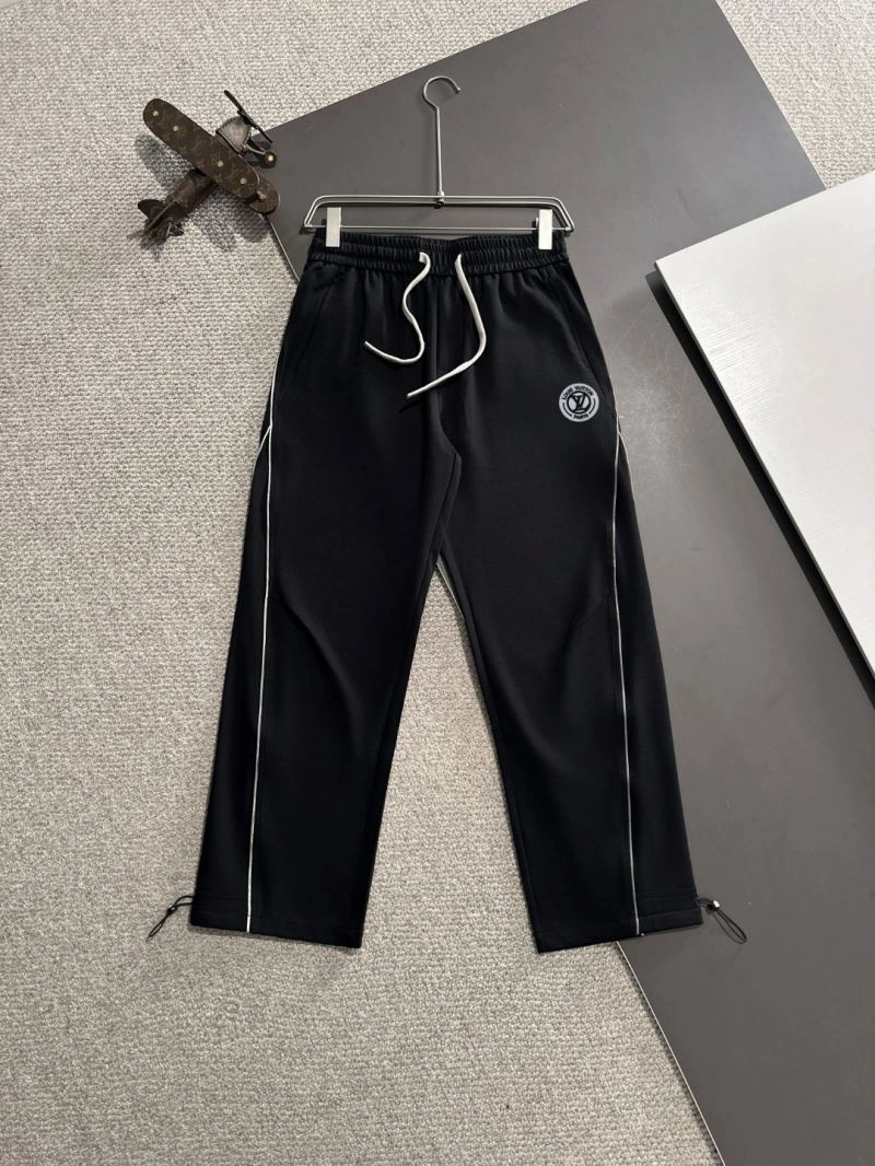 Minimalist Louis Vuitton Long Pants 138659