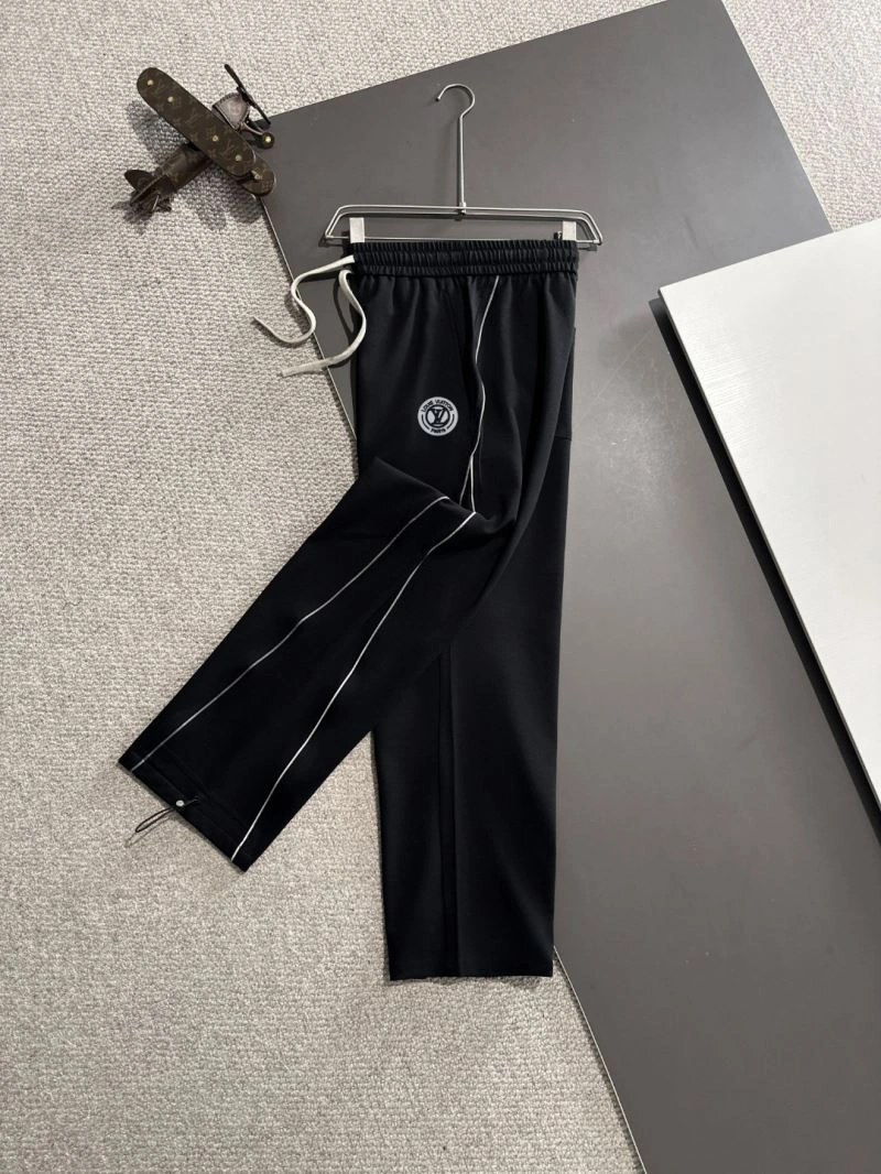 Minimalist Louis Vuitton Long Pants 138659