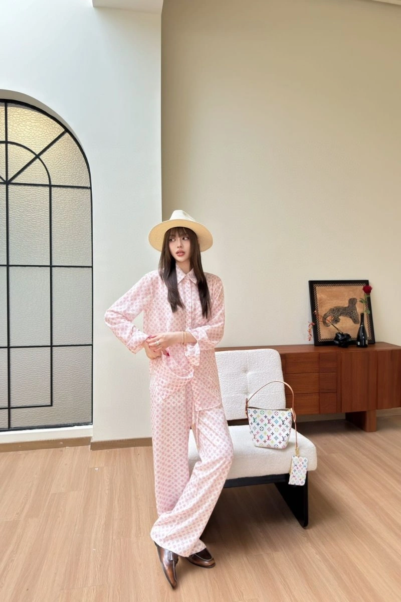EyeCatching Louis Vuitton Long Pants 131190