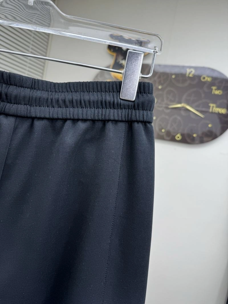 Stylish Louis Vuitton Long Pants 137848