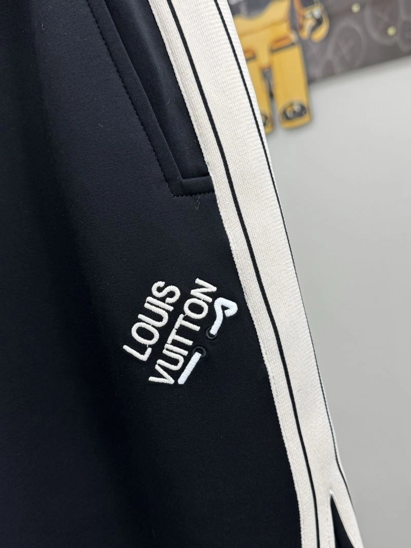 Louis Vuitton Long Pants OnTrend 137841