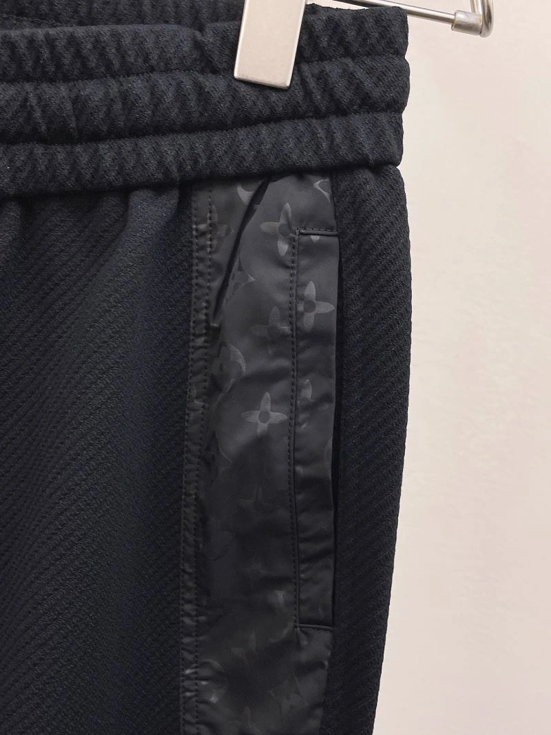 Unisex Louis Vuitton Long Pants 137836