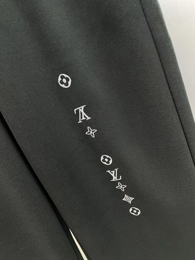 Louis Vuitton Long Pants WeatherProof 137829