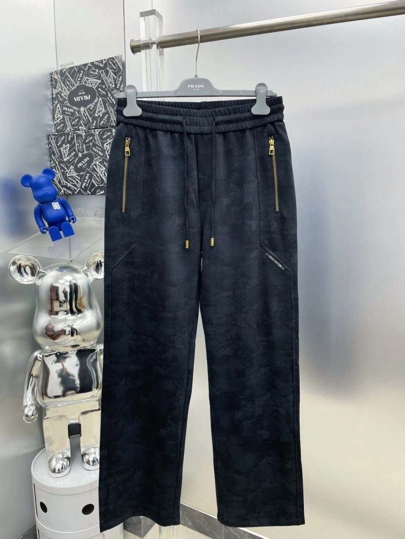 Seasonal Louis Vuitton Long Pants 137830