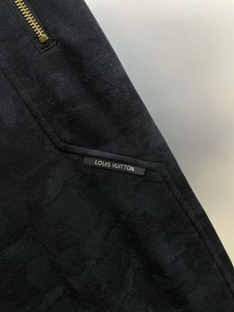 Seasonal Louis Vuitton Long Pants 137830