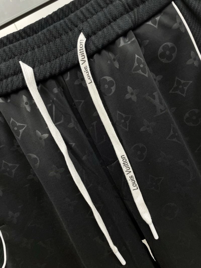 Louis Vuitton Long Pants Casual 137824
