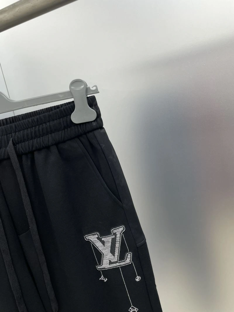 Lightweight Louis Vuitton Long Pants 137810