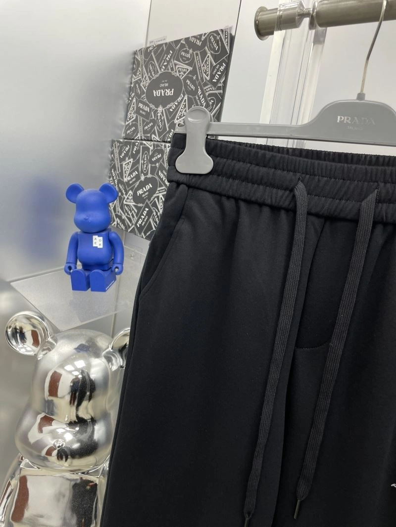 Lightweight Louis Vuitton Long Pants 137810
