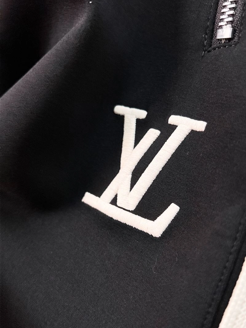 Minimalist Louis Vuitton Long Pants 137795