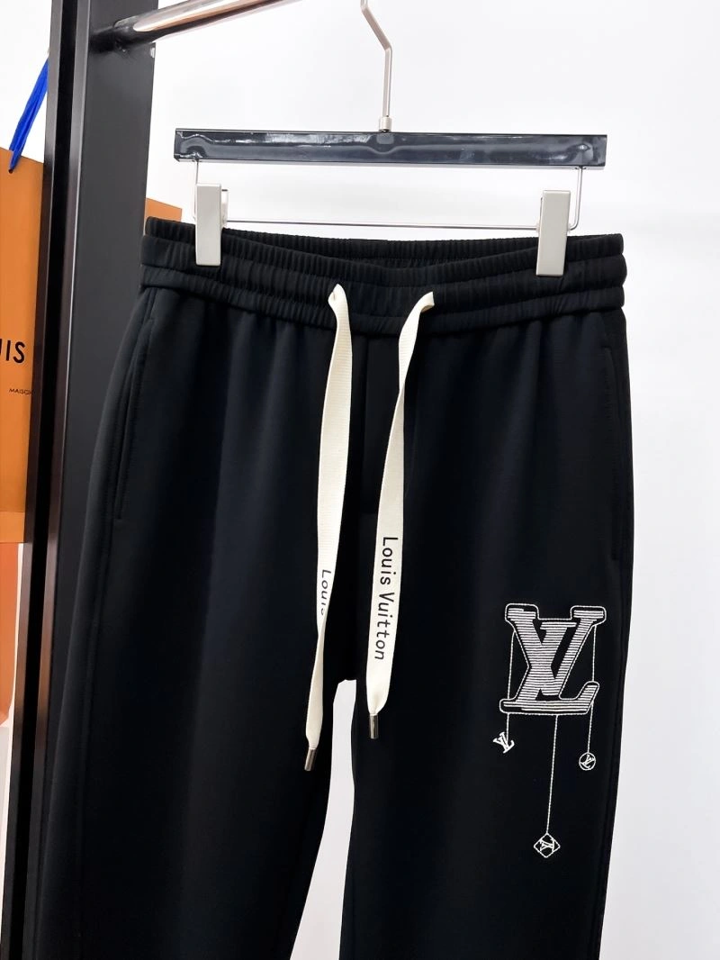 Louis Vuitton Long Pants Breathable 137789