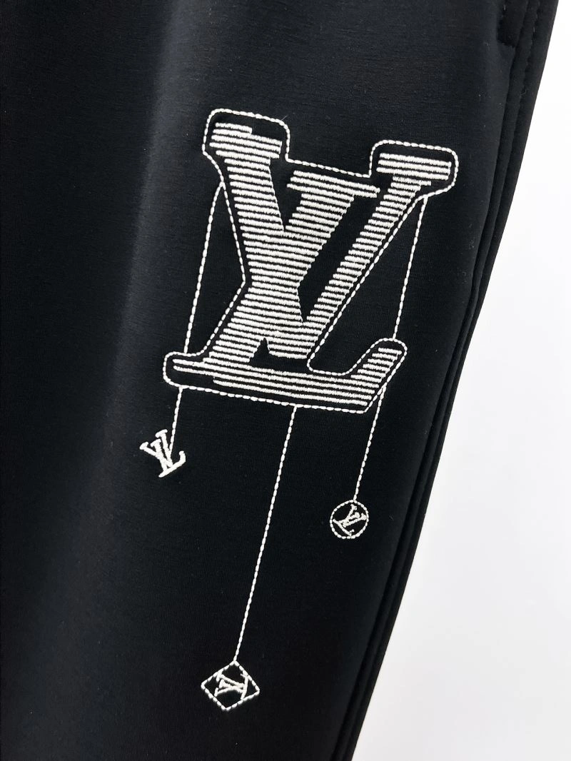 Louis Vuitton Long Pants Breathable 137789