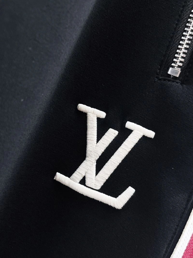 Refined Louis Vuitton Long Pants 137802