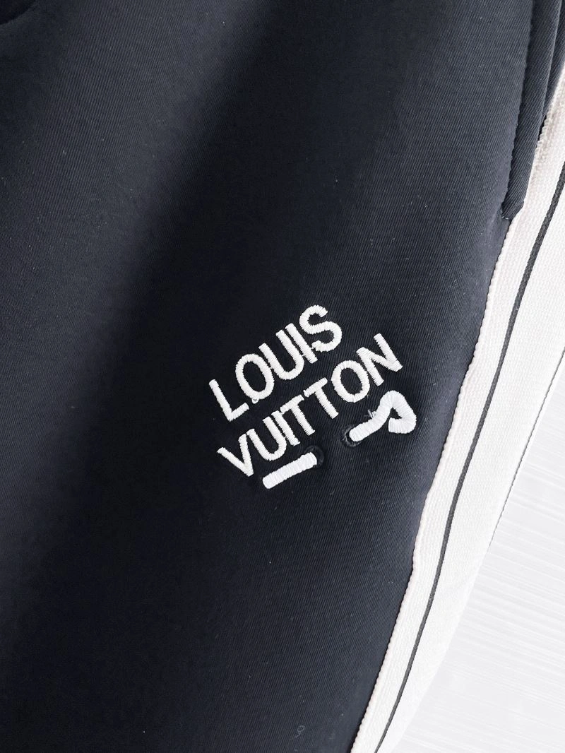 Louis Vuitton Long Pants WellDesigned 137823
