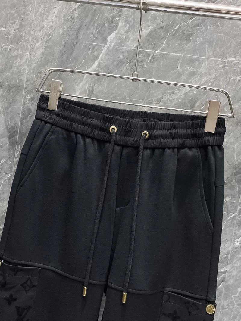 Louis Vuitton Long Pants WeatherProof 136964