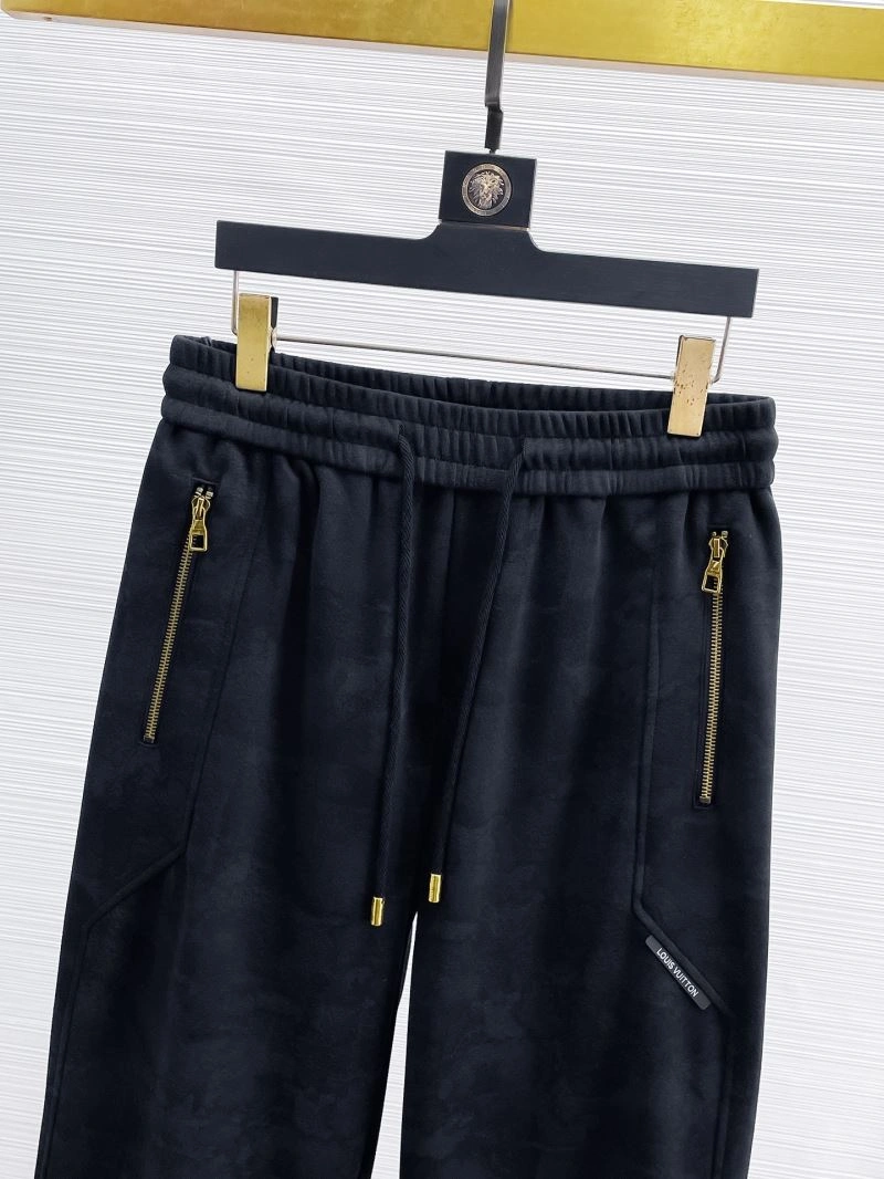 NewStyle Louis Vuitton Long Pants 136949
