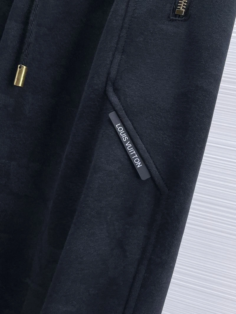 NewStyle Louis Vuitton Long Pants 136949