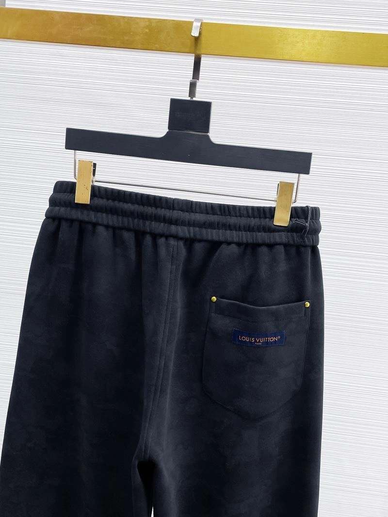NewStyle Louis Vuitton Long Pants 136949