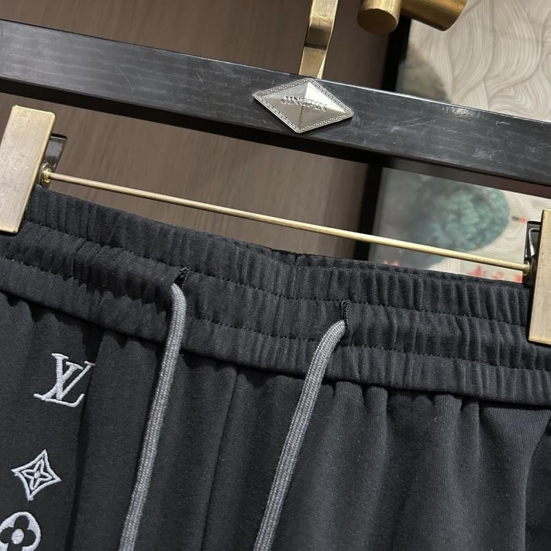 Sustainable Louis Vuitton Long Pants 136919