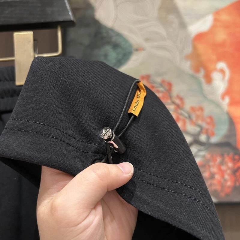 Sustainable Louis Vuitton Long Pants 136919