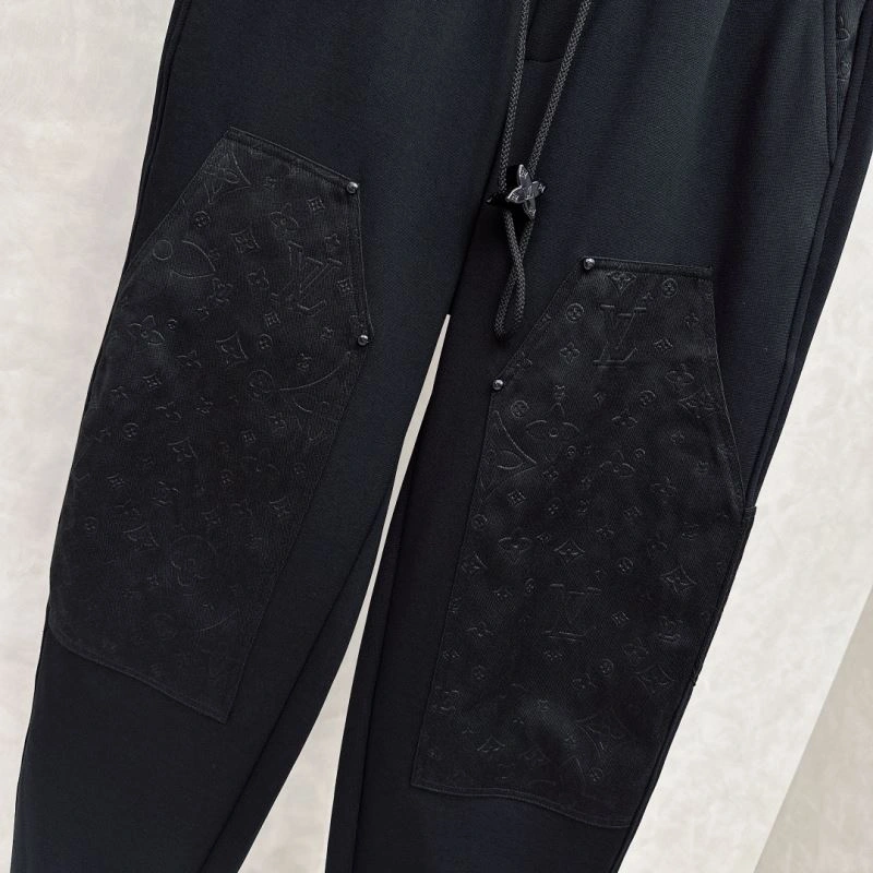 UrbanChic Louis Vuitton Long Pants 136917