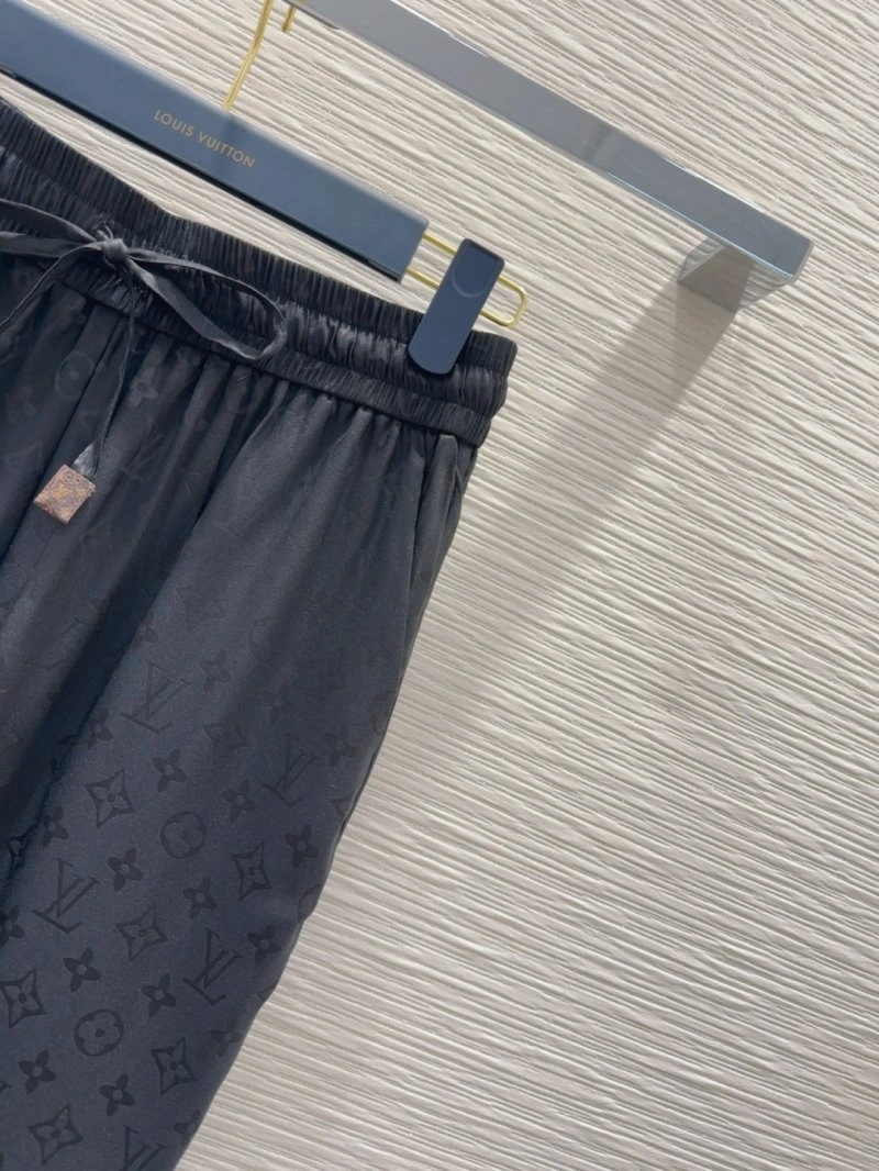 GoAnywhere Louis Vuitton Long Pants 131094