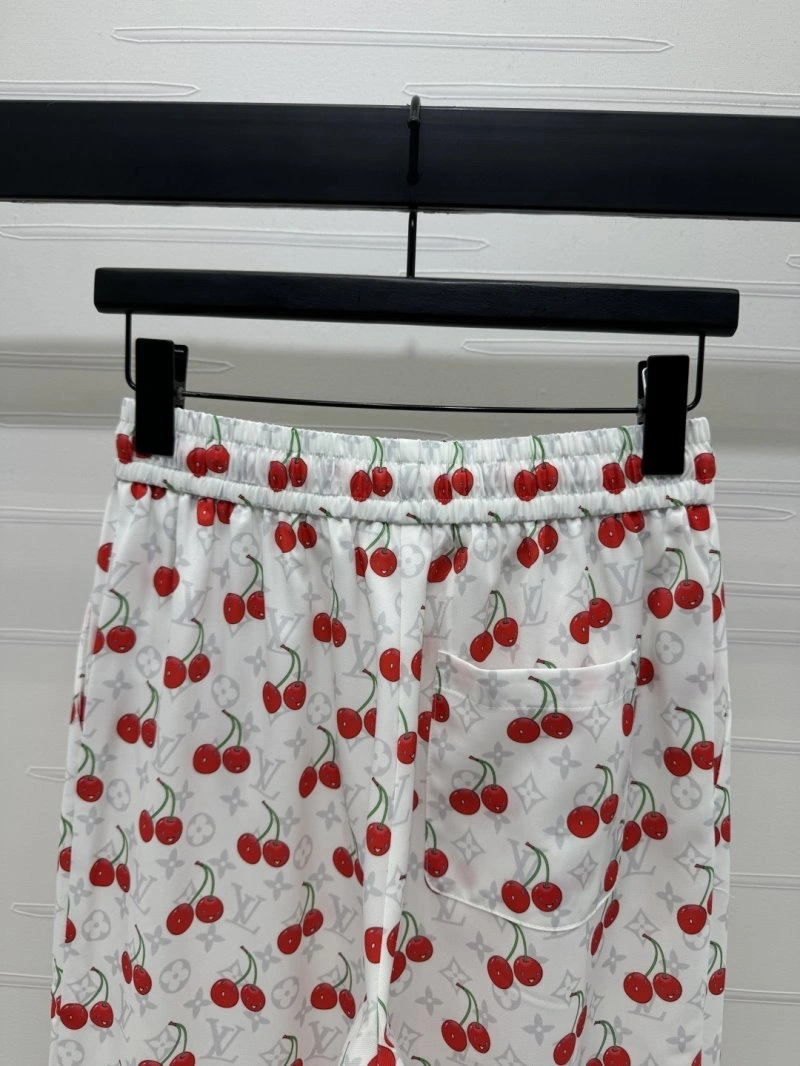 Effortless Louis Vuitton Long Pants 131083