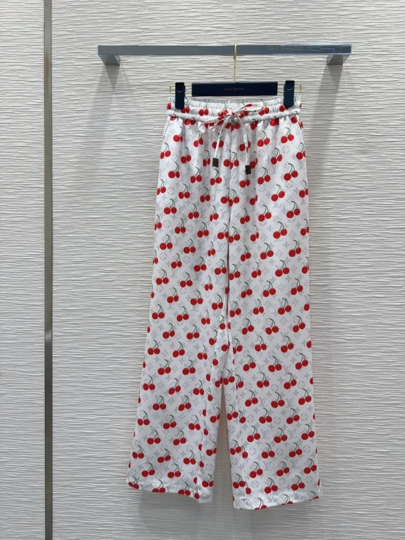 Casual Louis Vuitton Long Pants 131075
