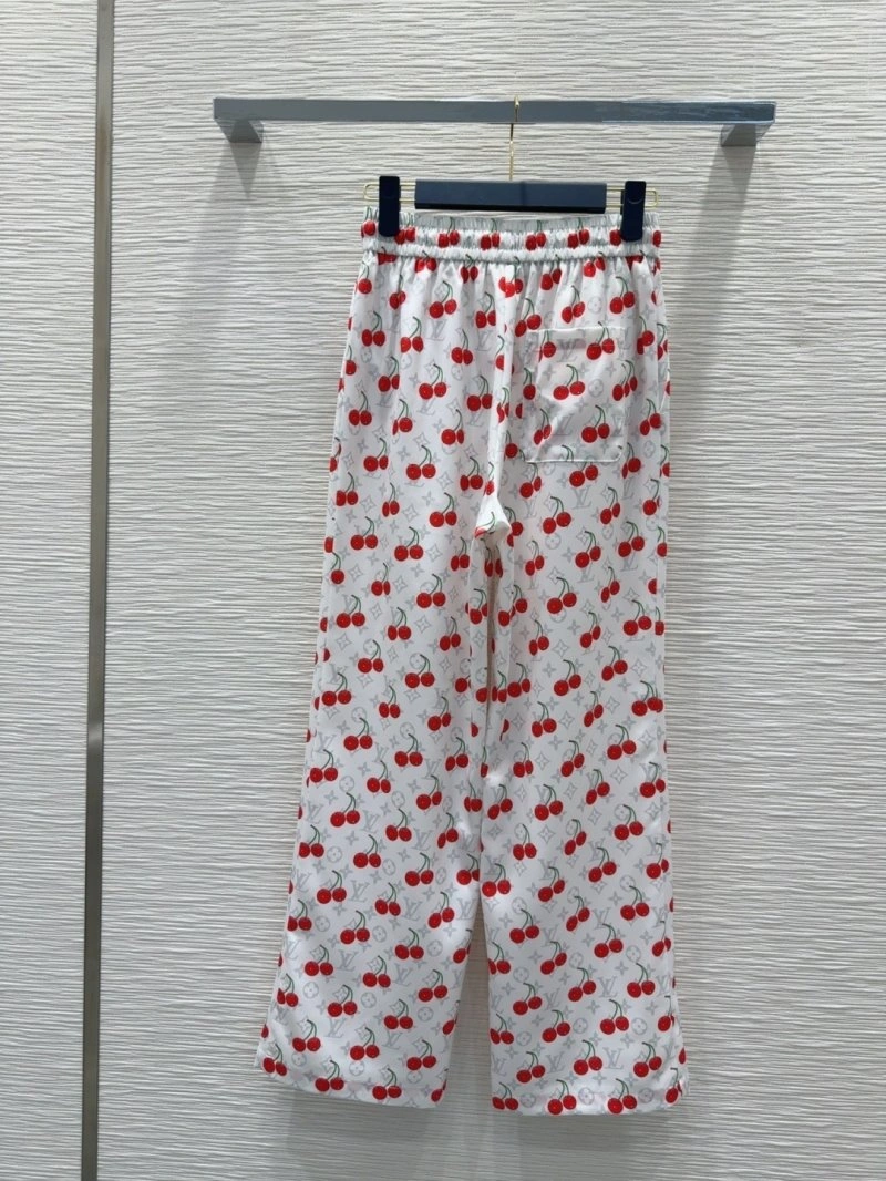 Casual Louis Vuitton Long Pants 131075