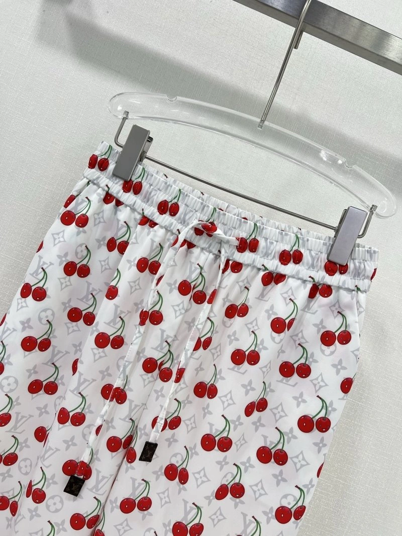 Louis Vuitton Long Pants UrbanChic 131062