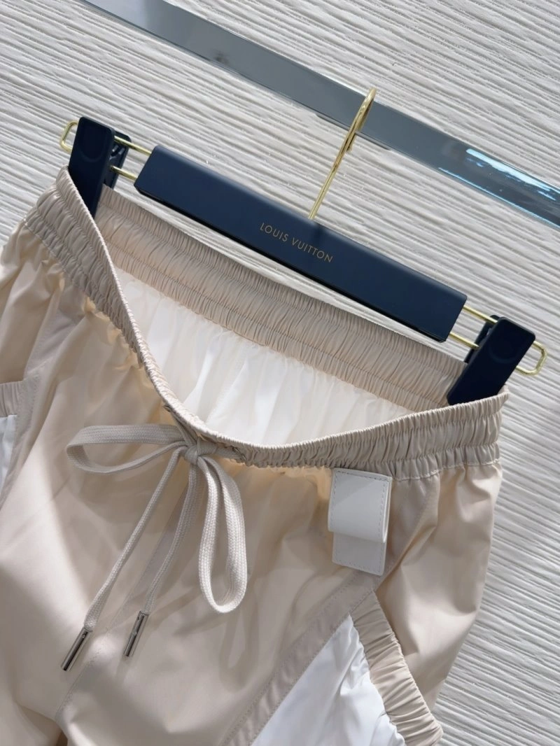 Louis Vuitton Long Pants UrbanChic 131079