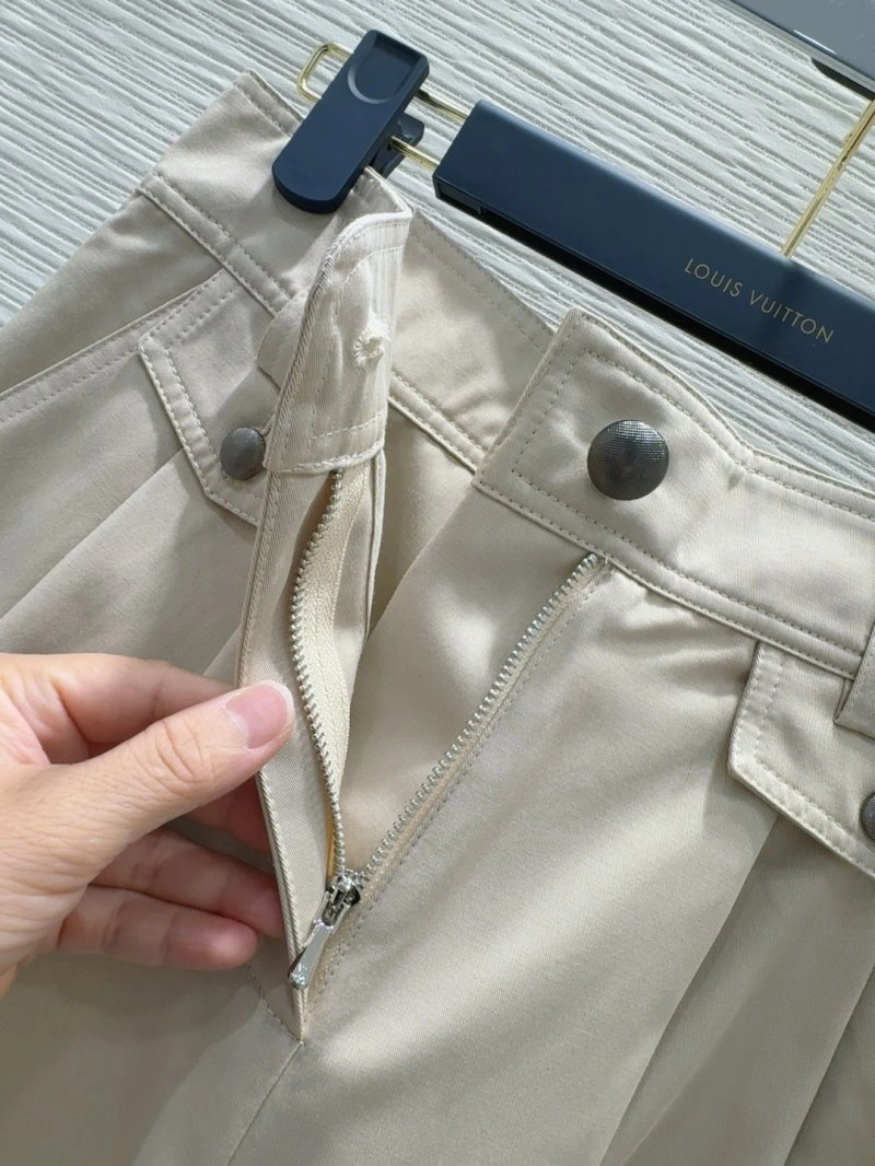 Louis Vuitton Long Pants Sleek 131784