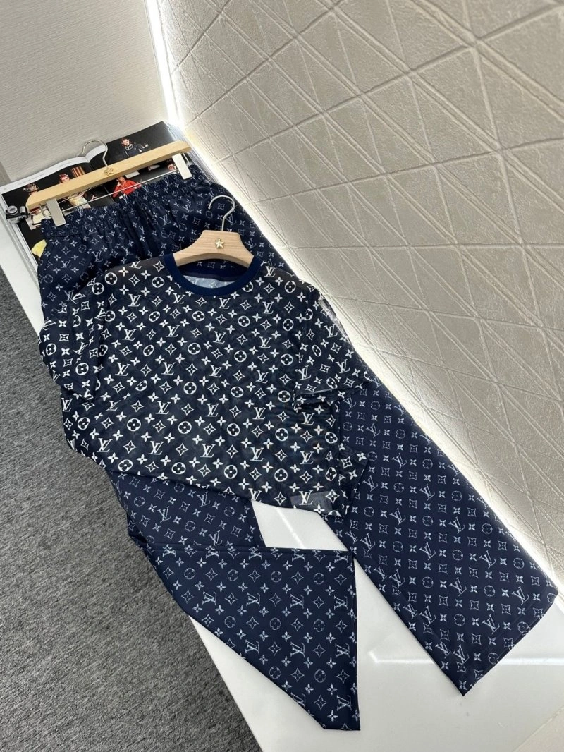 Sustainable Louis Vuitton Long Pants 131787
