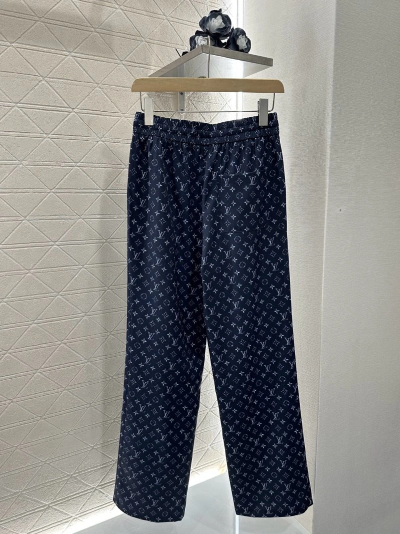 Sustainable Louis Vuitton Long Pants 131787