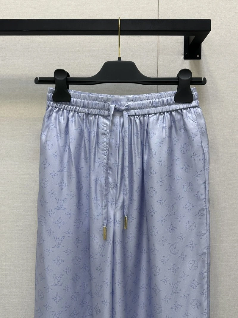 Minimalist Louis Vuitton Long Pants 130782