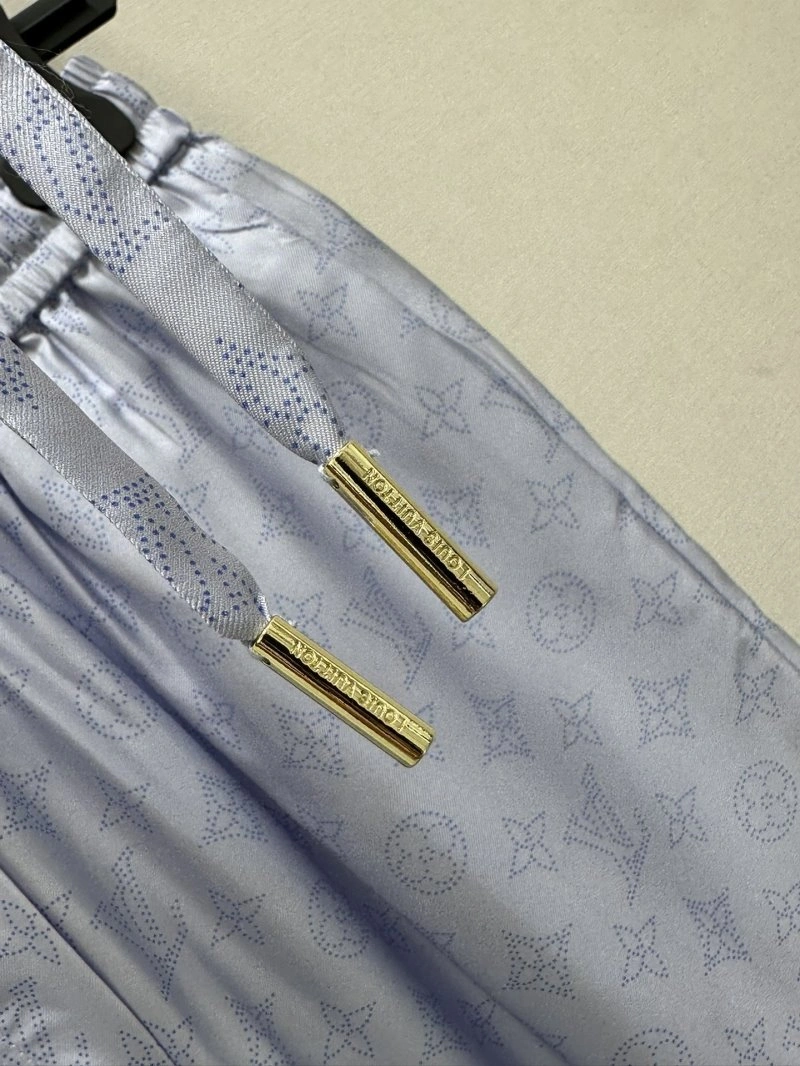 Minimalist Louis Vuitton Long Pants 130782