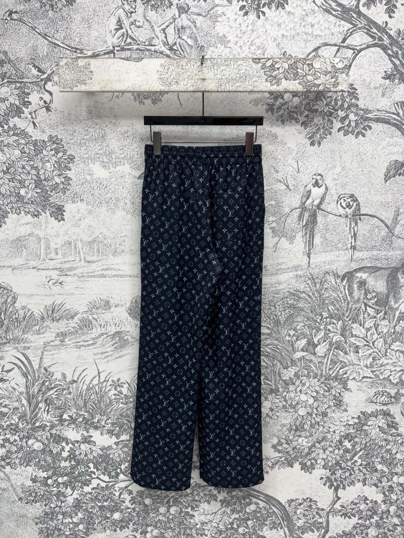 Louis Vuitton Long Pants Flexible 130787