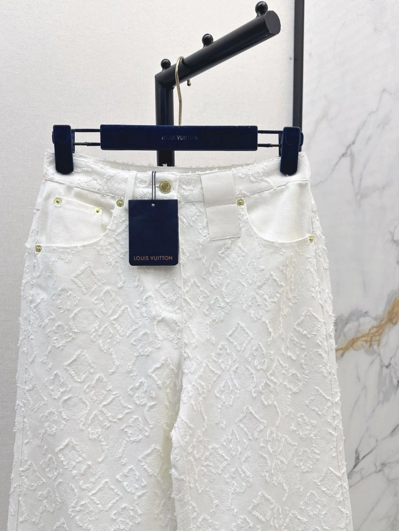 Louis Vuitton Long Pants Sustainable 130788