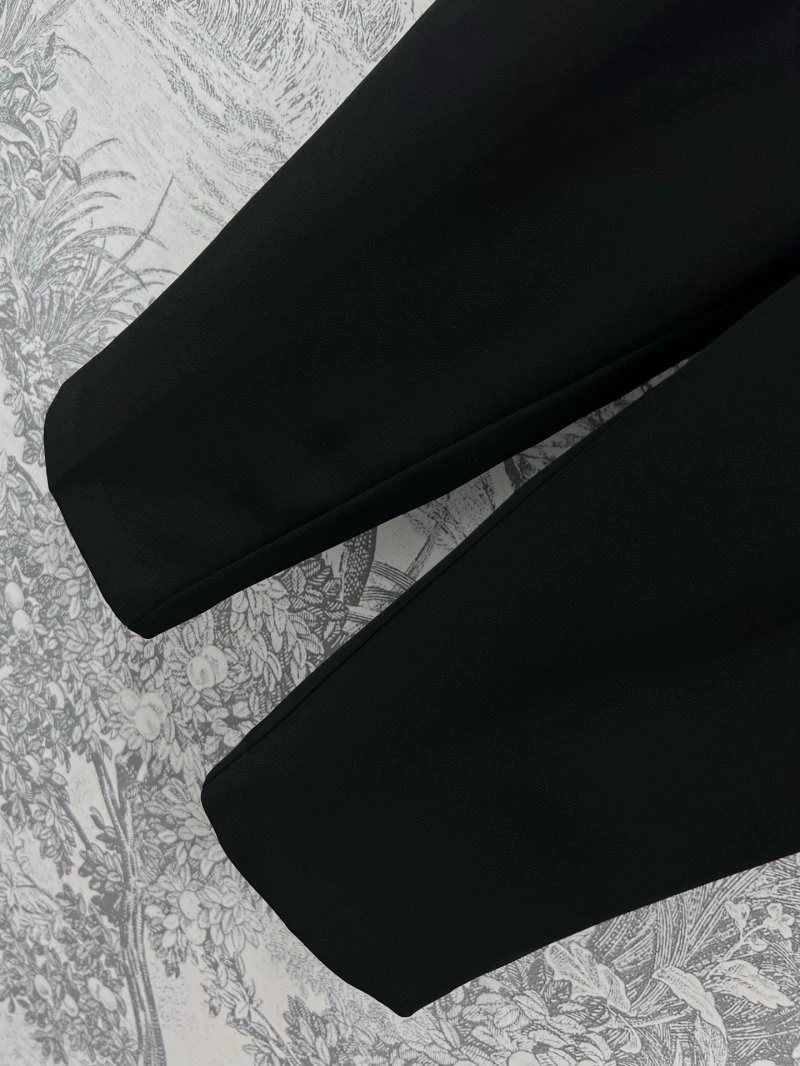Sustainable Louis Vuitton Long Pants 130770